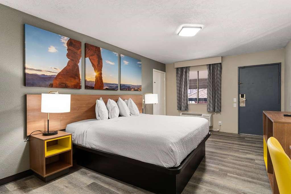 Days Inn By Wyndham Albuquerque Northeast الغرفة الصورة