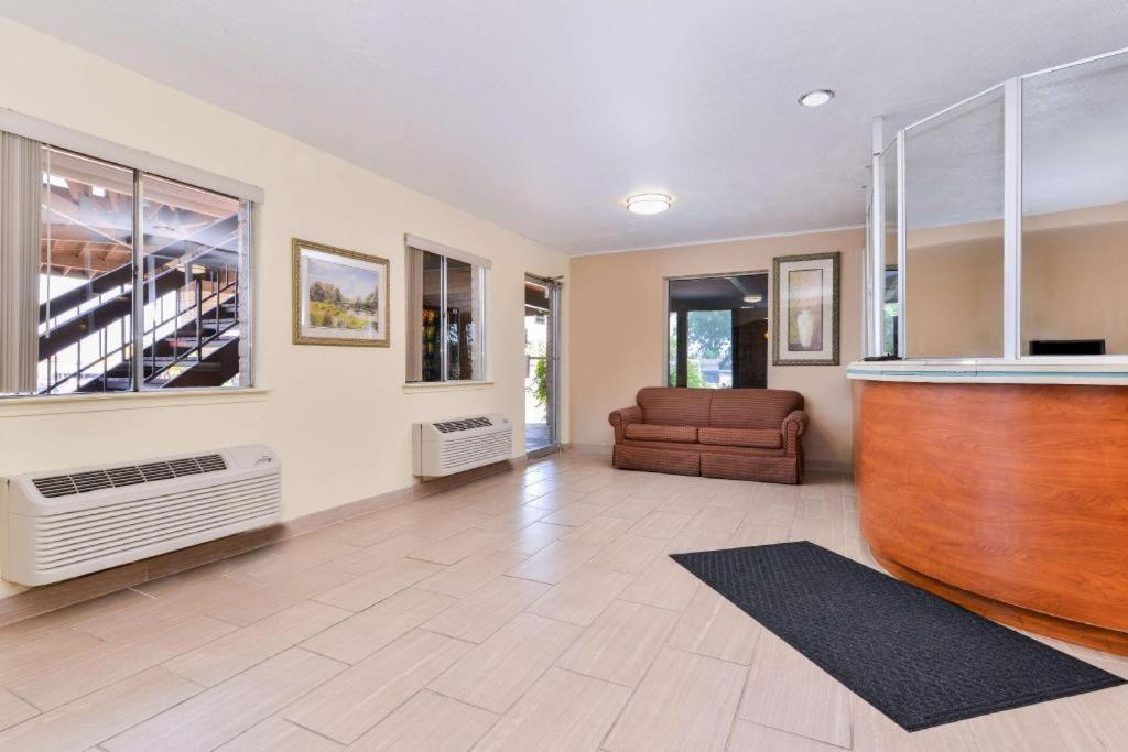 Days Inn By Wyndham Albuquerque Northeast المظهر الخارجي الصورة